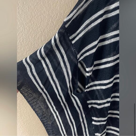 Zenergy Chico’s Rebekah Fringe Navy Striped Poncho Size Large XL - NWT - Picture 6 of 8